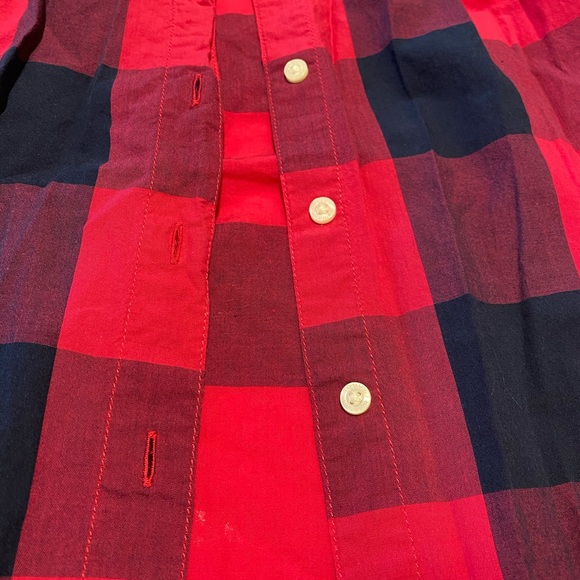 Tommy Hilfiger top 🌺 - Picture 3 of 4